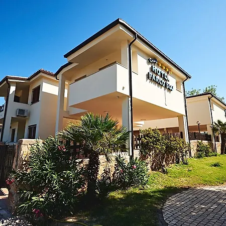 מלון Parco Blu קאלה גונונה