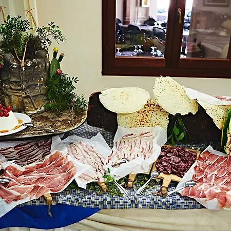 מלון Parco Blu קאלה גונונה